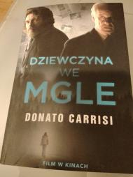 Dziewczyna we mgle
