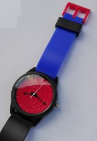 nowy kolorowy zegarek
