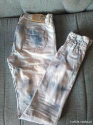 modne jeansy marmyrki