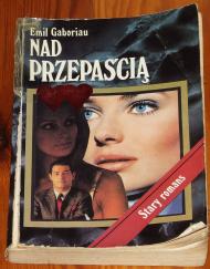 Nad przepaścią